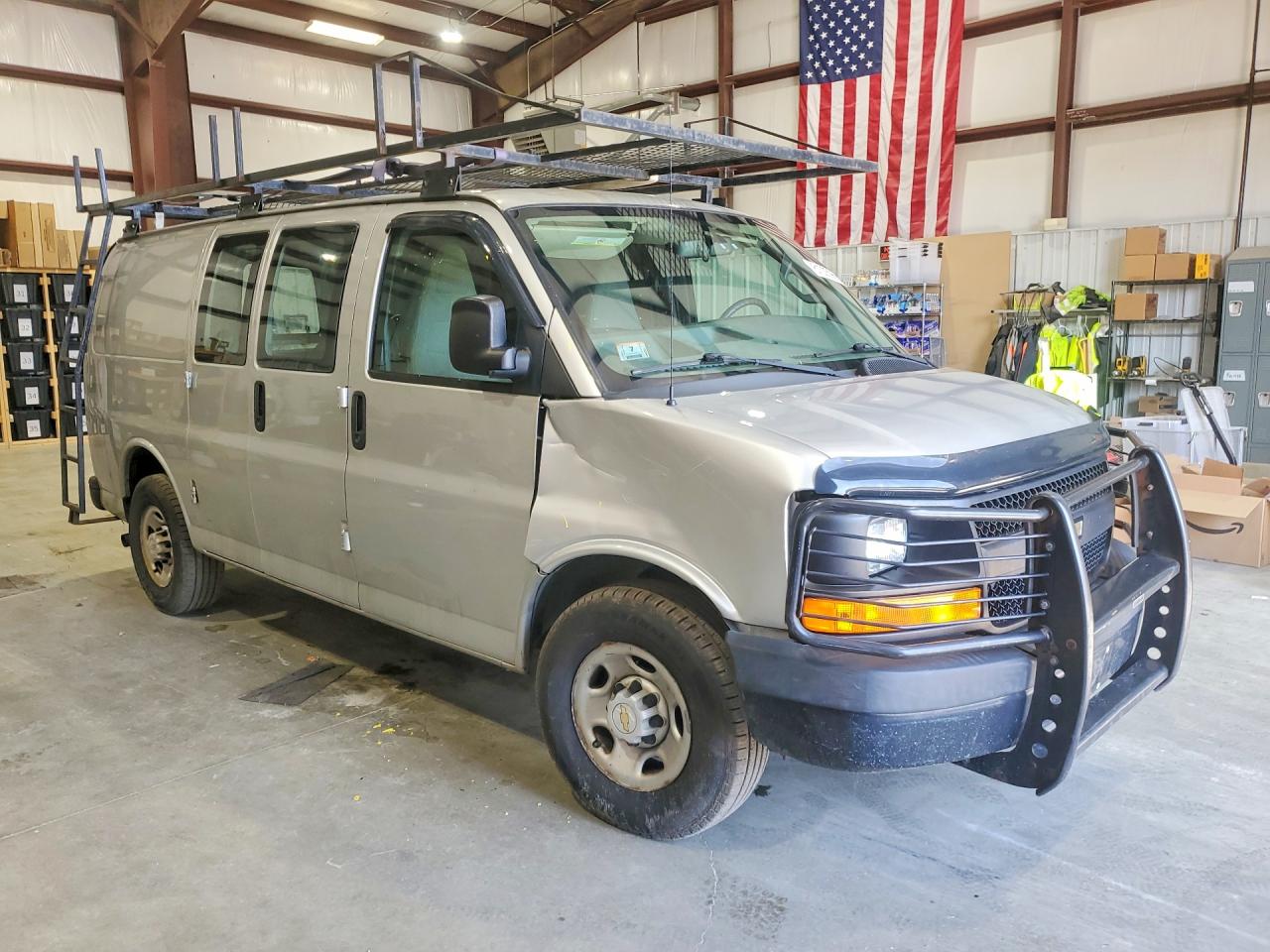2017 CHEVROLET EXPRESS