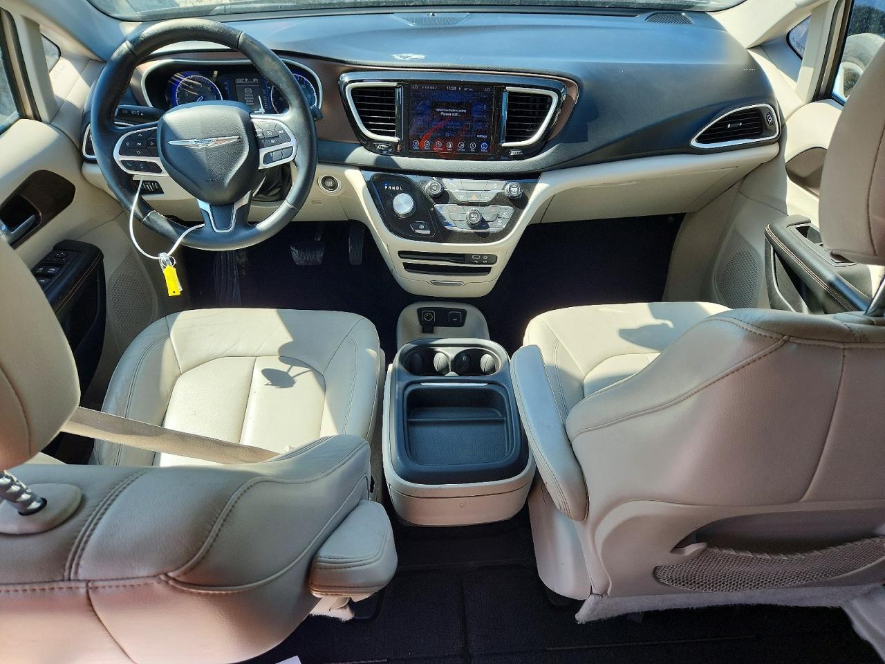 2017 CHRYSLER PACIFICA
