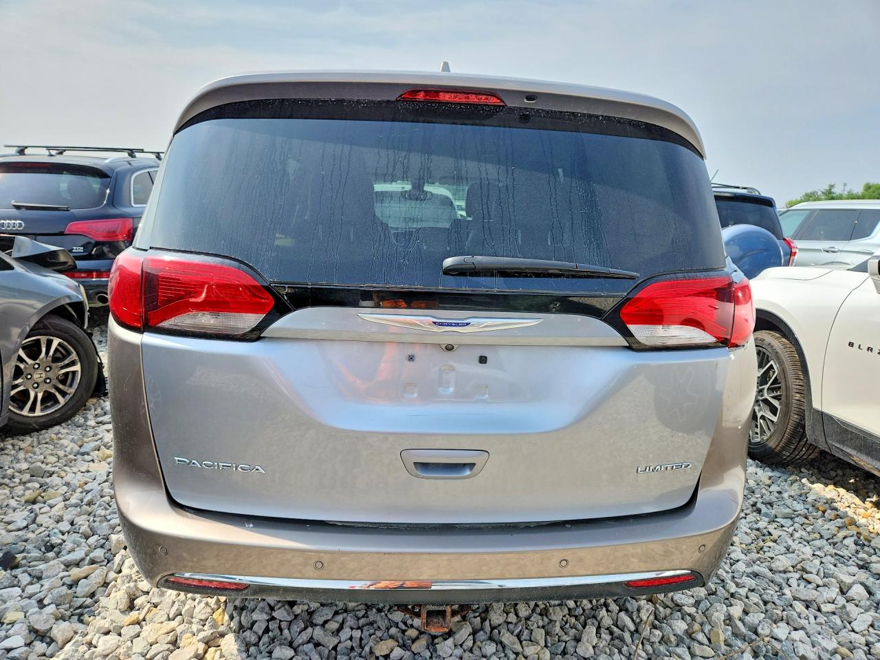 2017 CHRYSLER PACIFICA