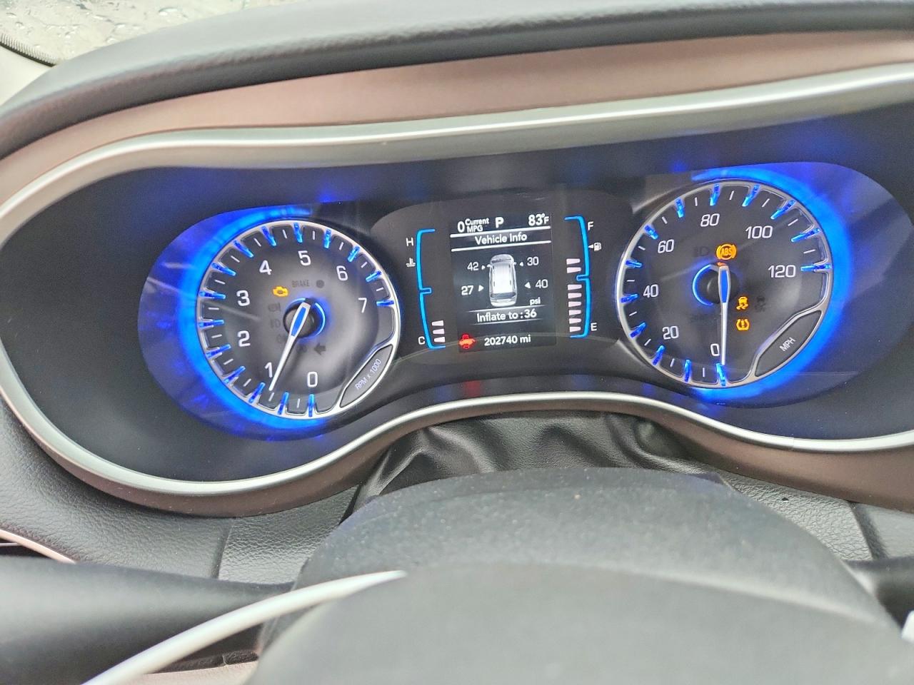 2017 CHRYSLER PACIFICA