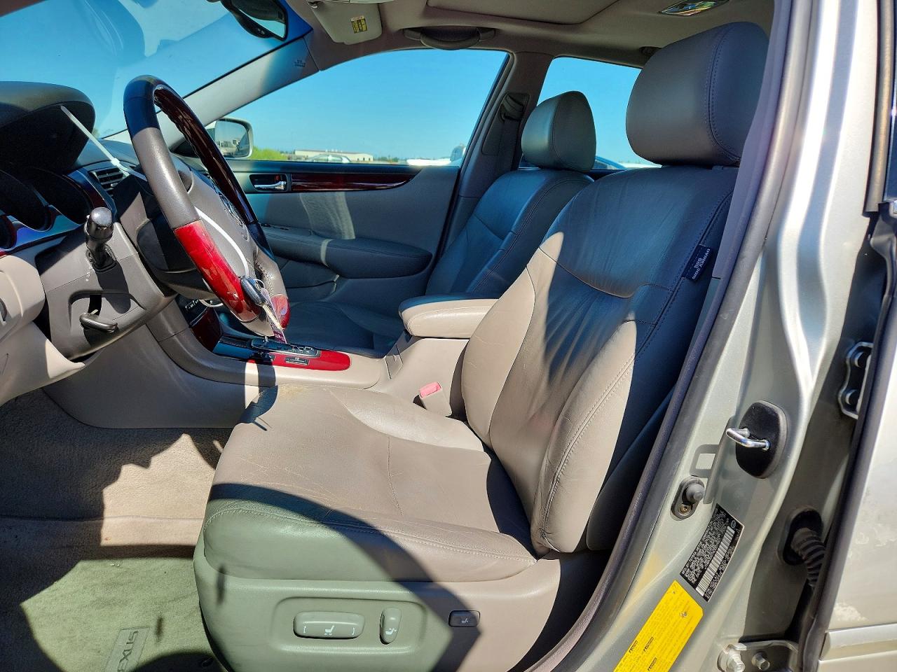 2004 LEXUS ES330