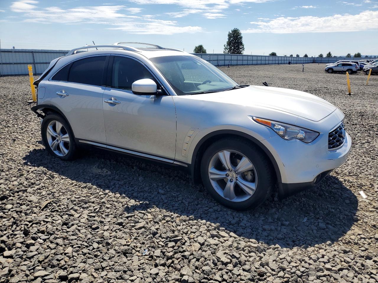 2010 INFINITI FX35