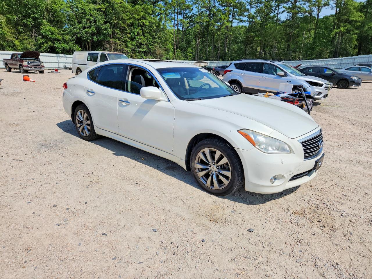 2013 INFINITI M37