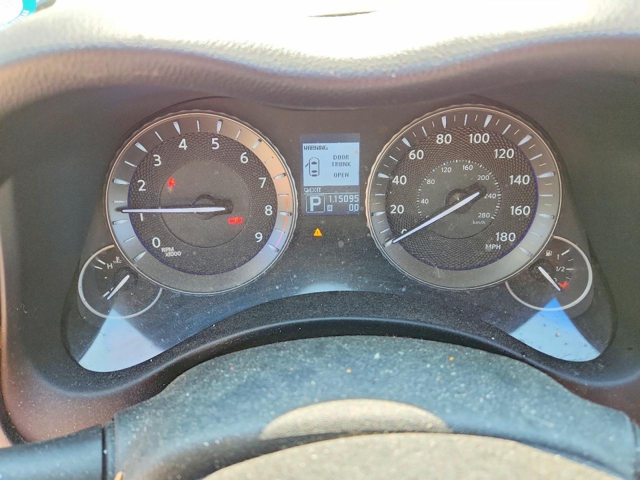 2013 INFINITI M37