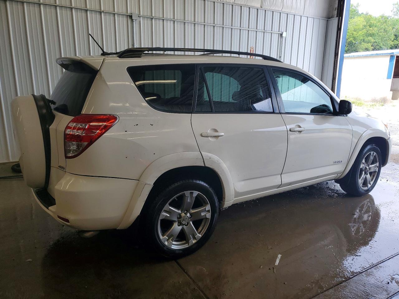 2011 TOYOTA RAV4