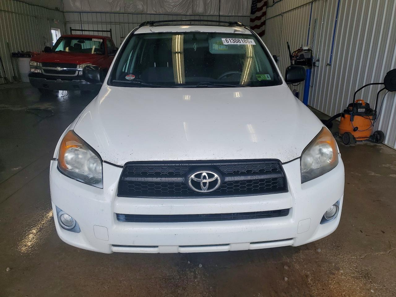 2011 TOYOTA RAV4
