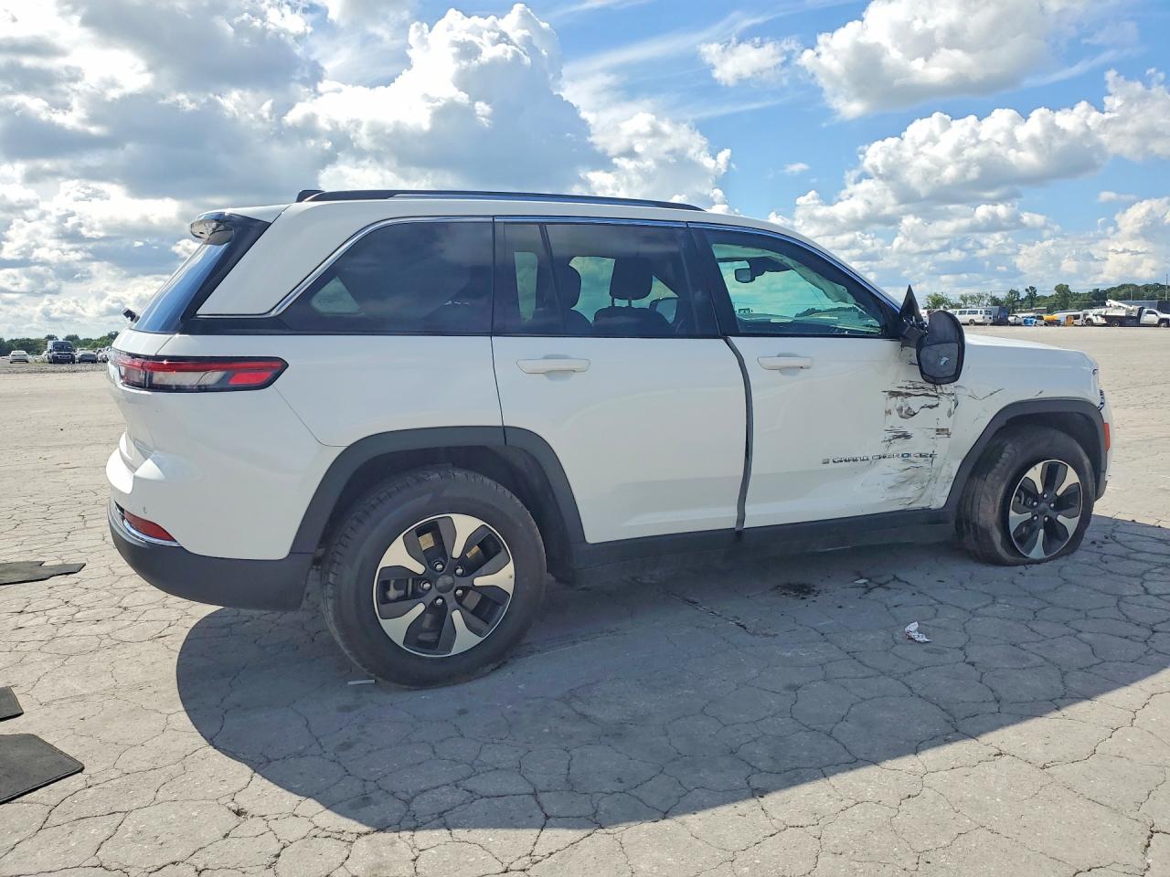 2024 JEEP GRAND CHER