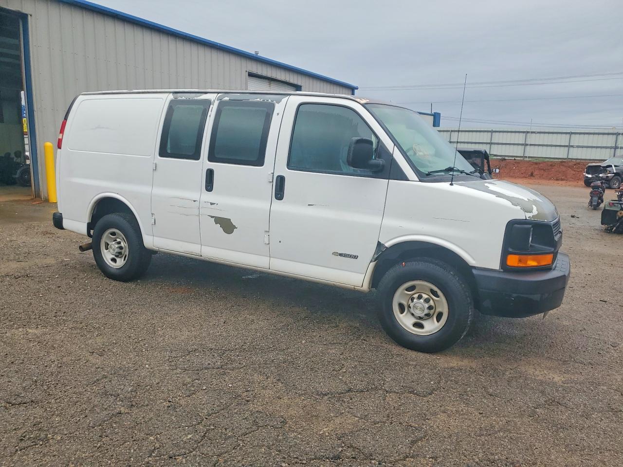 2006 CHEVROLET EXPRESS
