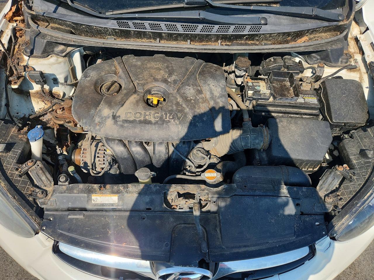 2012 HYUNDAI ELANTRA