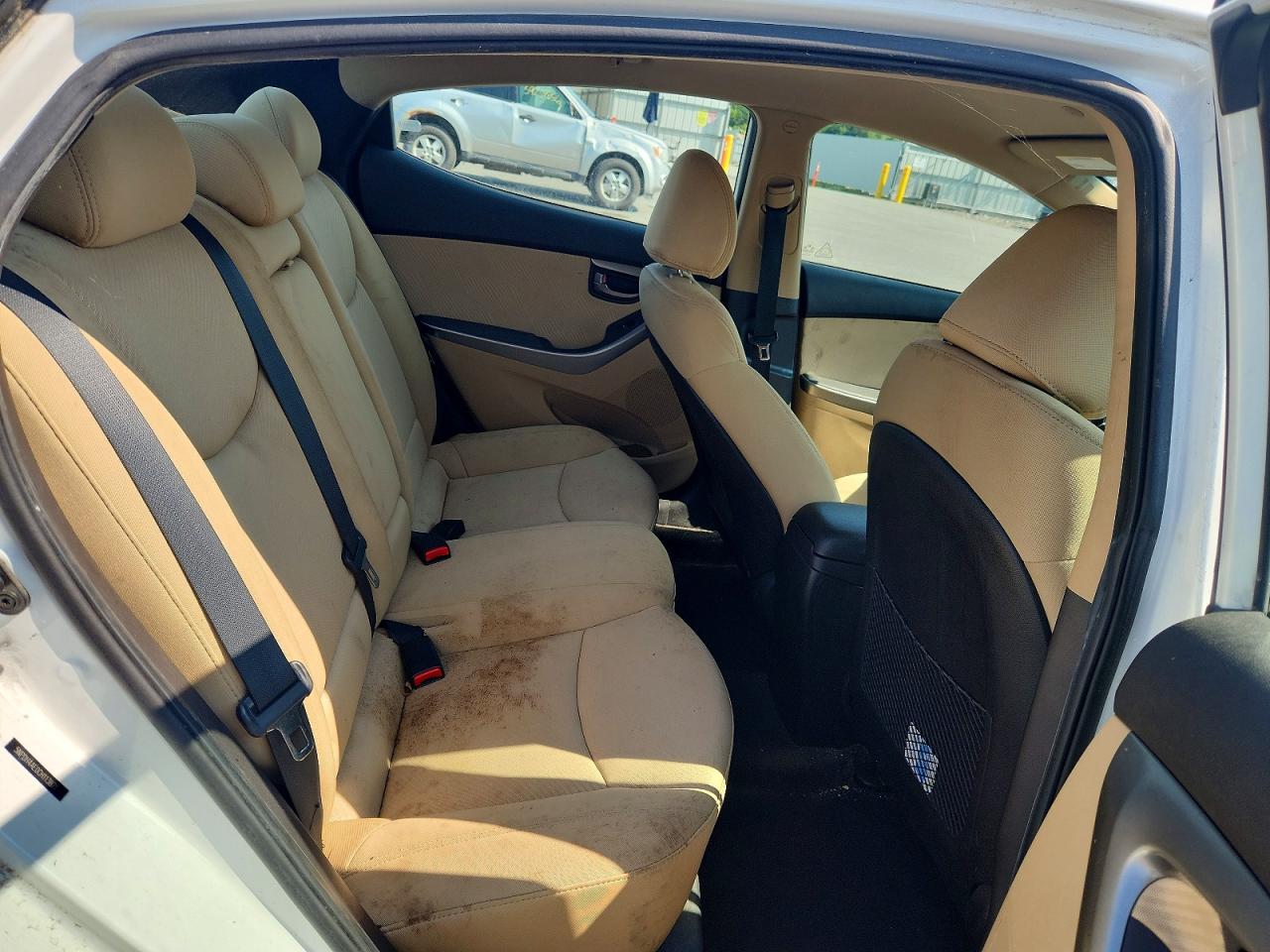 2012 HYUNDAI ELANTRA