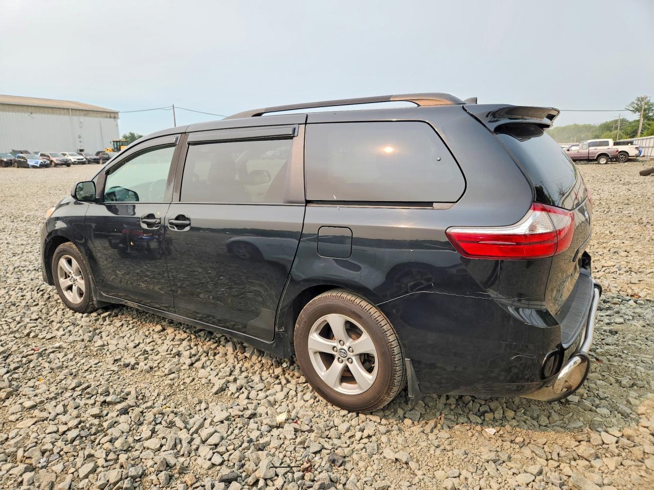2019 TOYOTA SIENNA