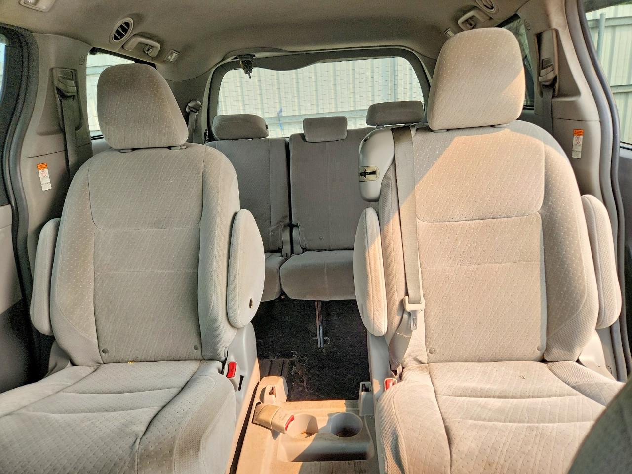 2019 TOYOTA SIENNA