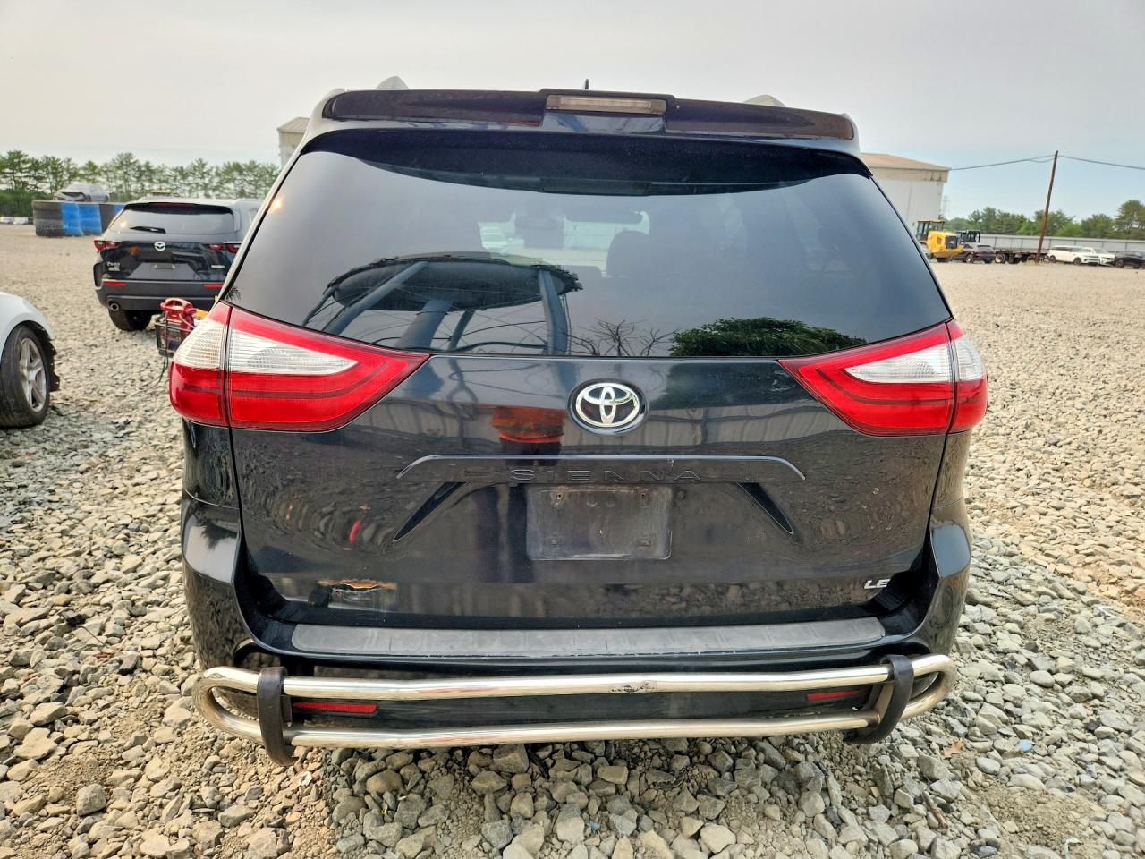 2019 TOYOTA SIENNA