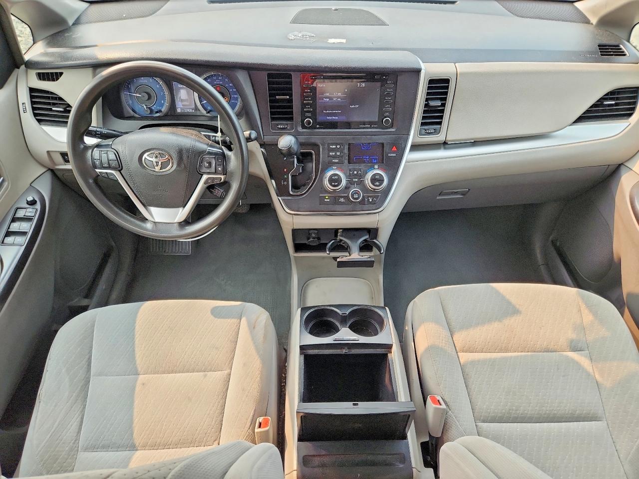 2019 TOYOTA SIENNA