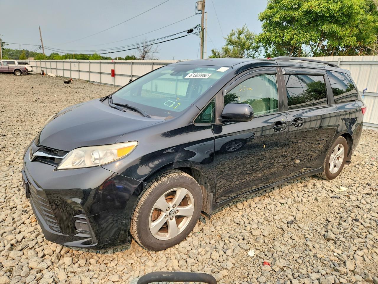 2019 TOYOTA SIENNA