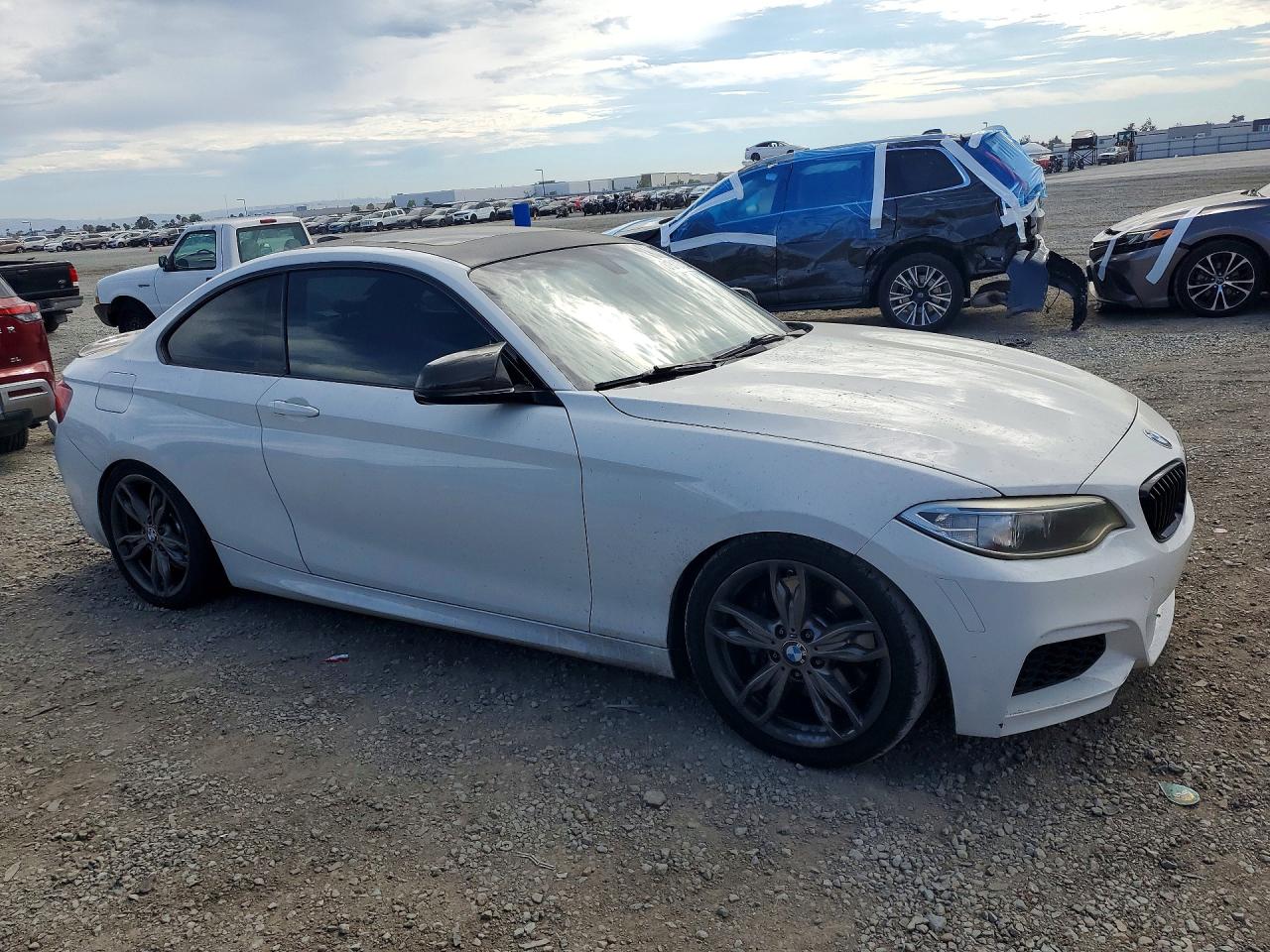 2016 BMW M2