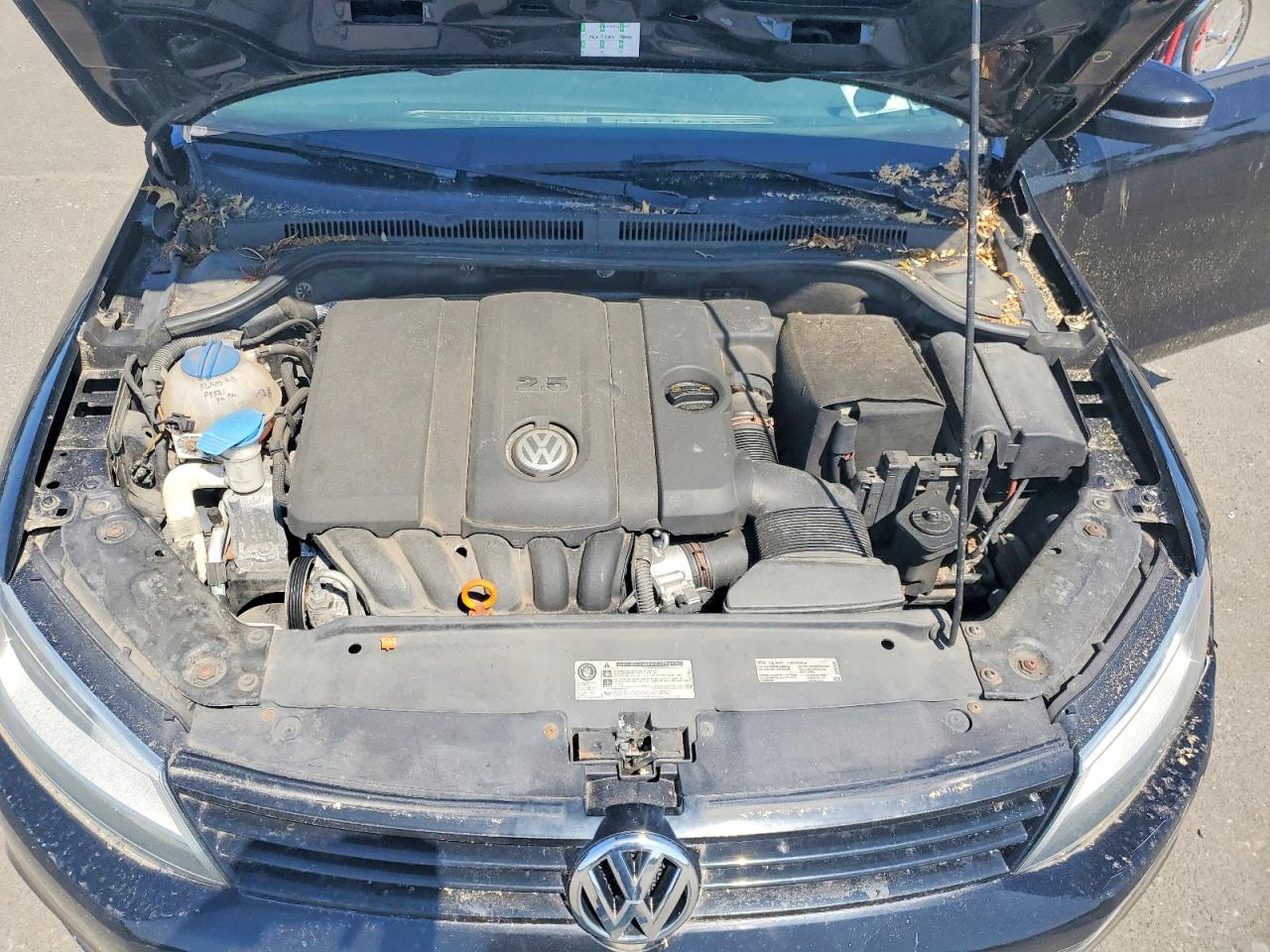 2012 VOLKSWAGEN JETTA