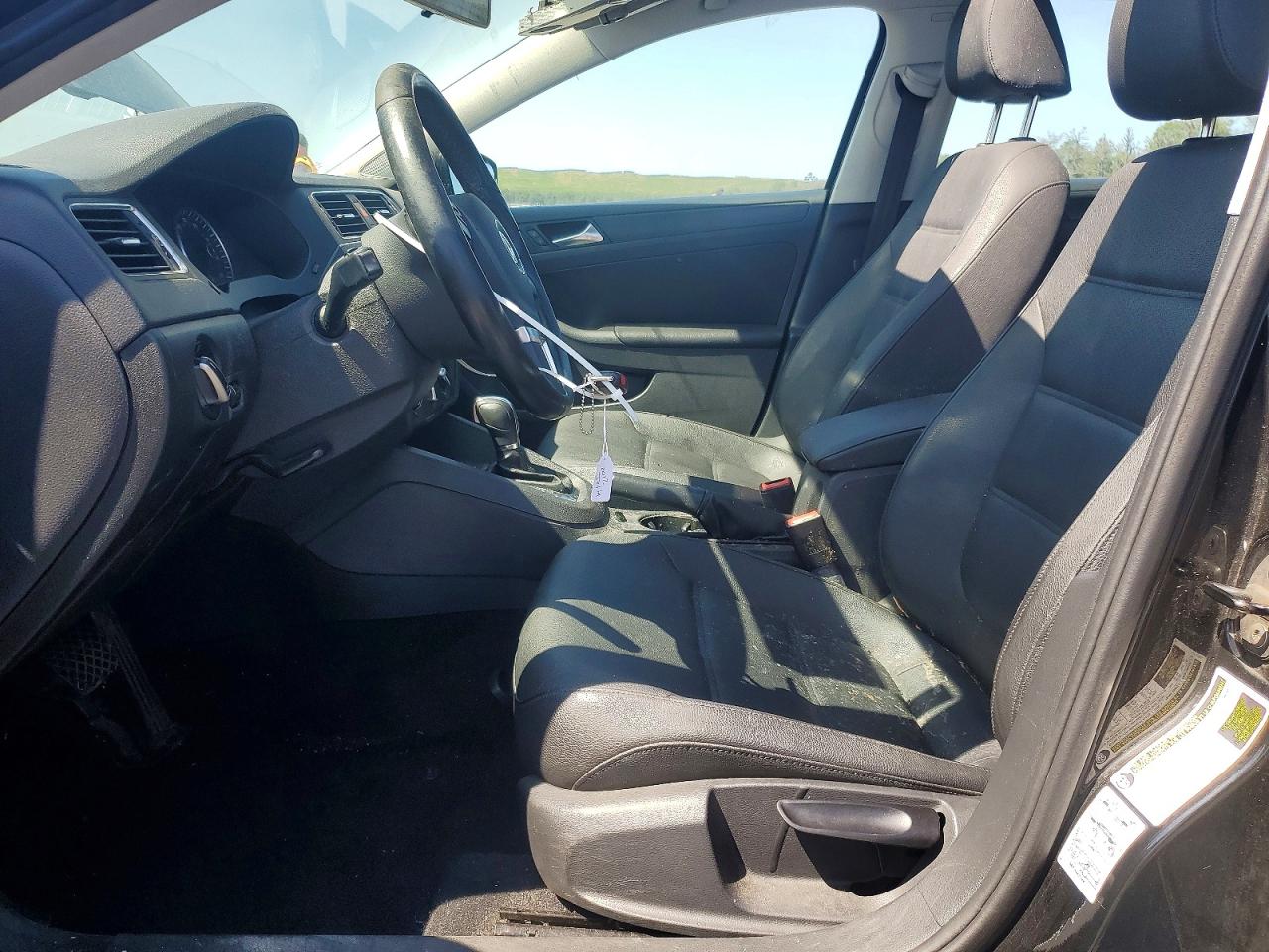 2012 VOLKSWAGEN JETTA