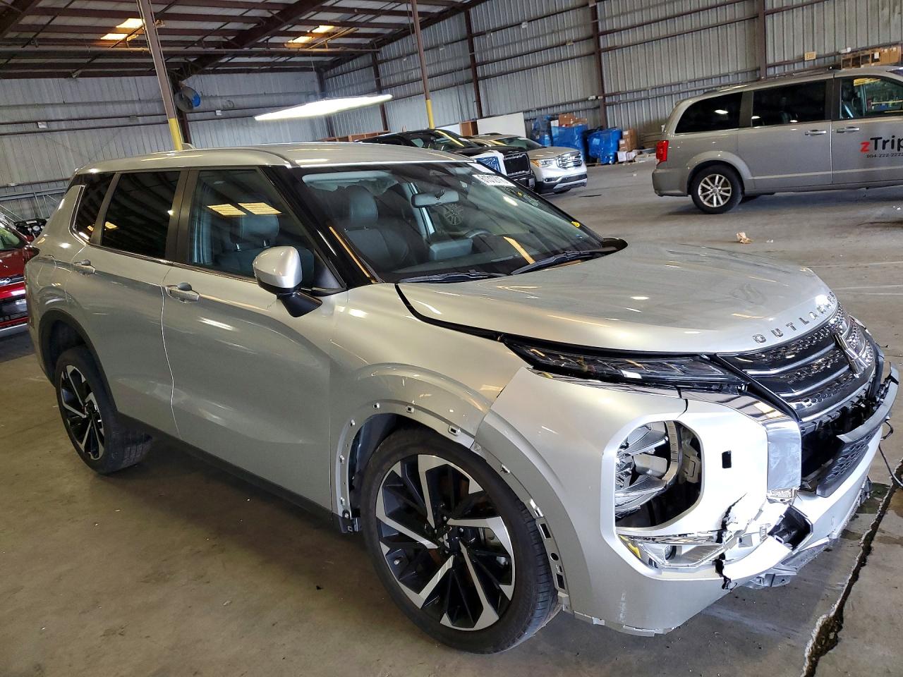 2023 MITSUBISHI OUTLANDER