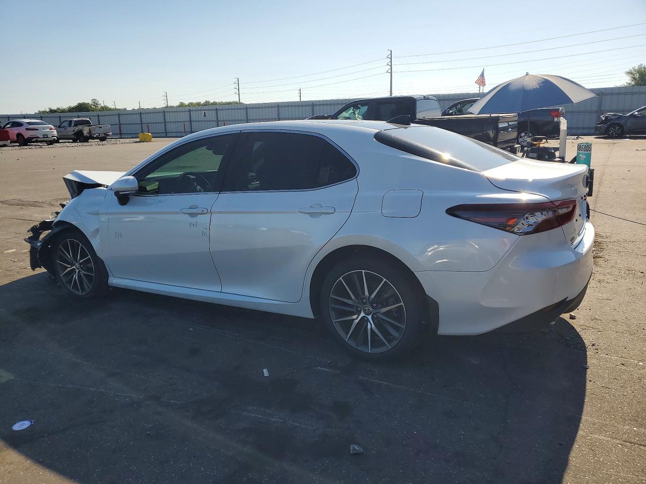 2023 TOYOTA CAMRY