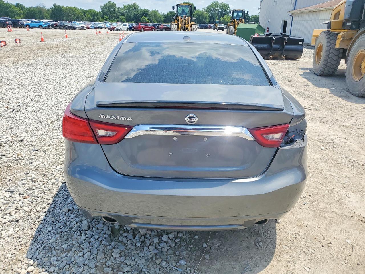 2018 NISSAN MAXIMA