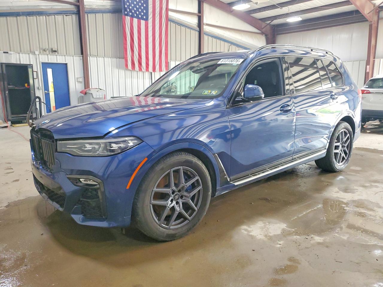 2021 BMW X7