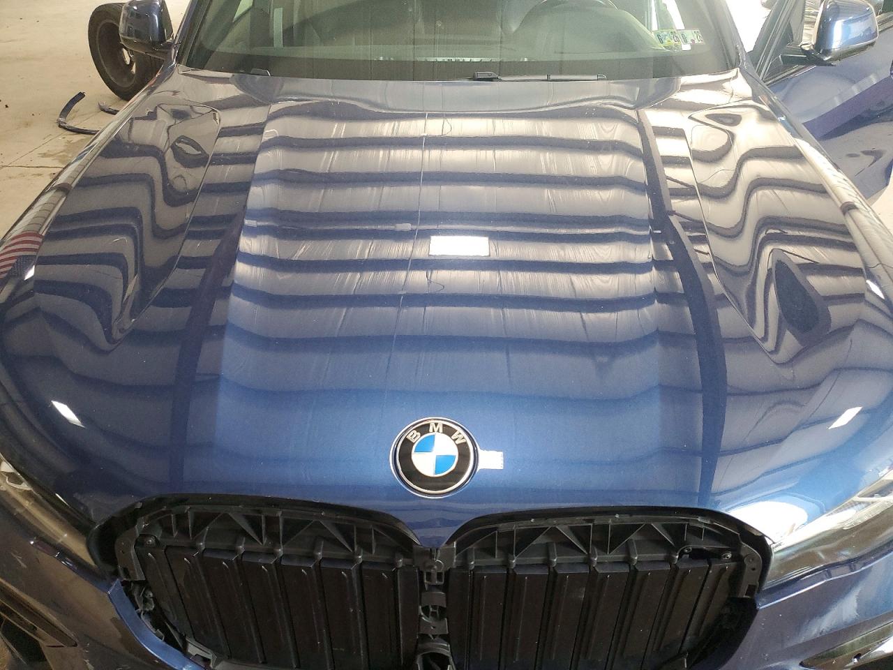 2021 BMW X7