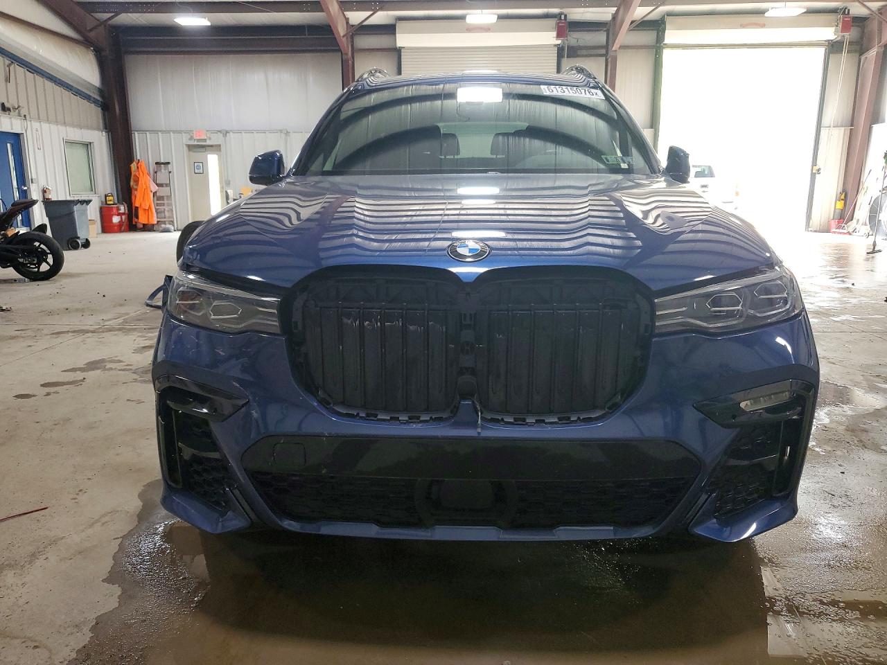 2021 BMW X7