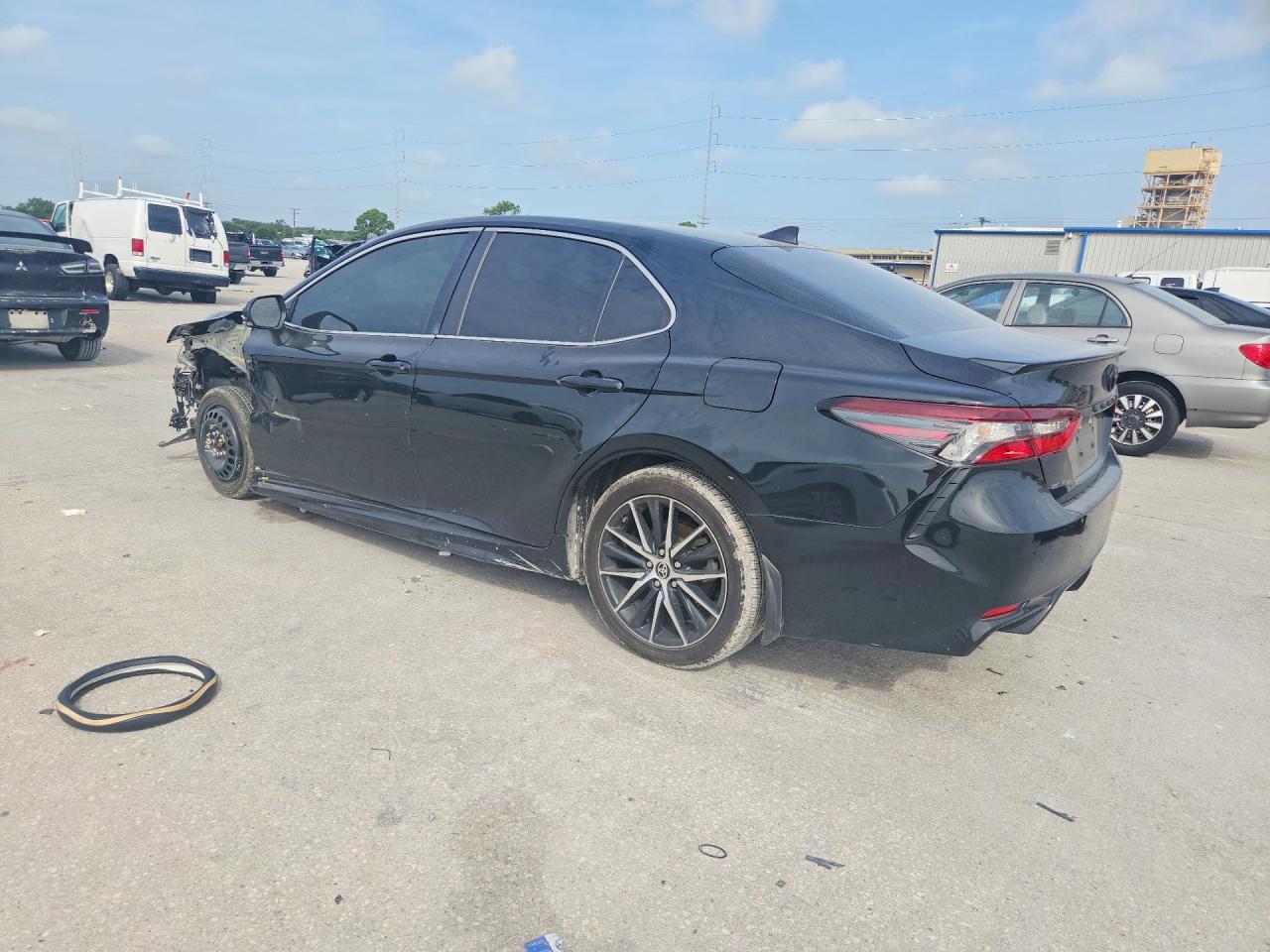 2023 TOYOTA CAMRY