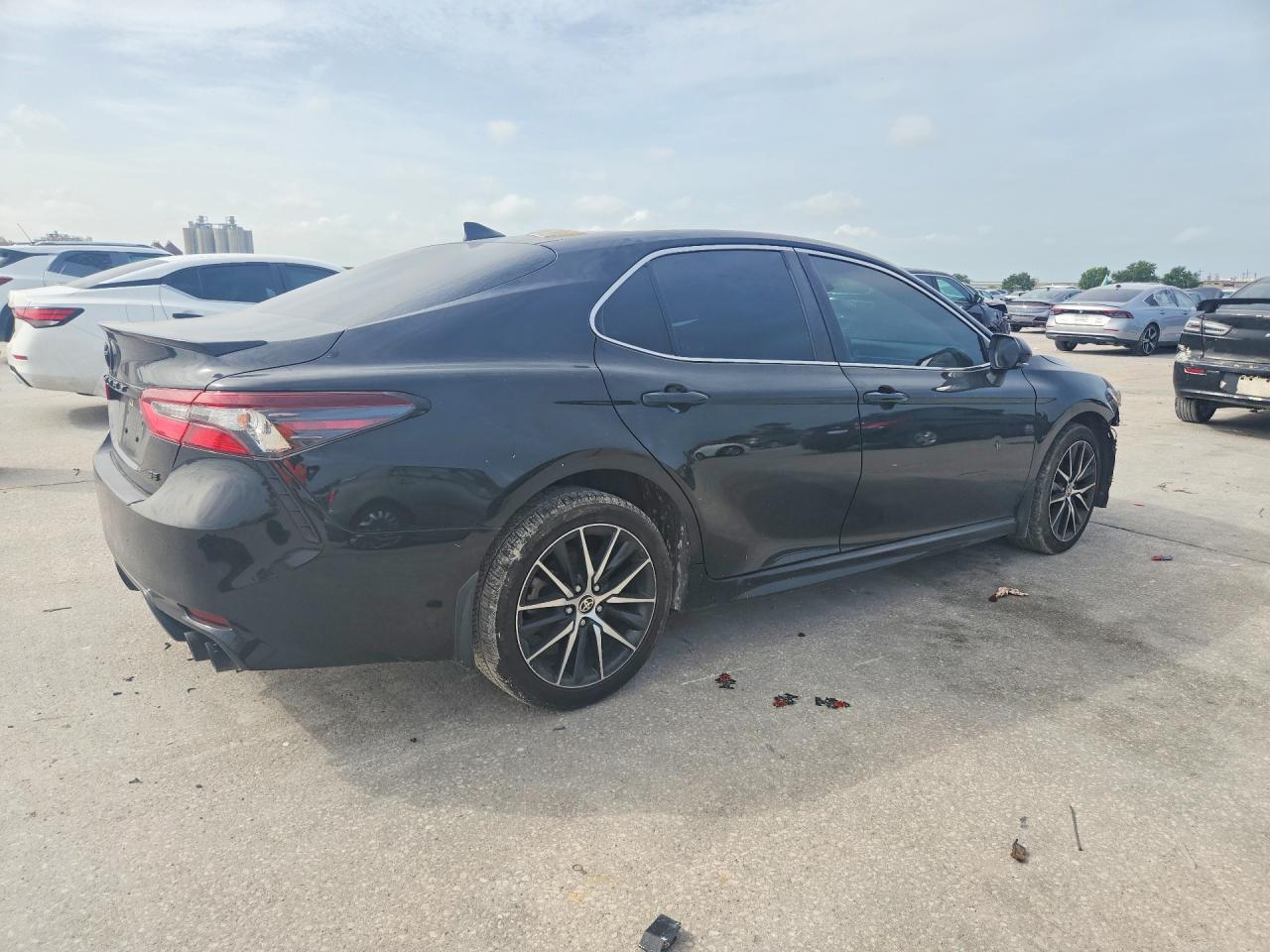2023 TOYOTA CAMRY