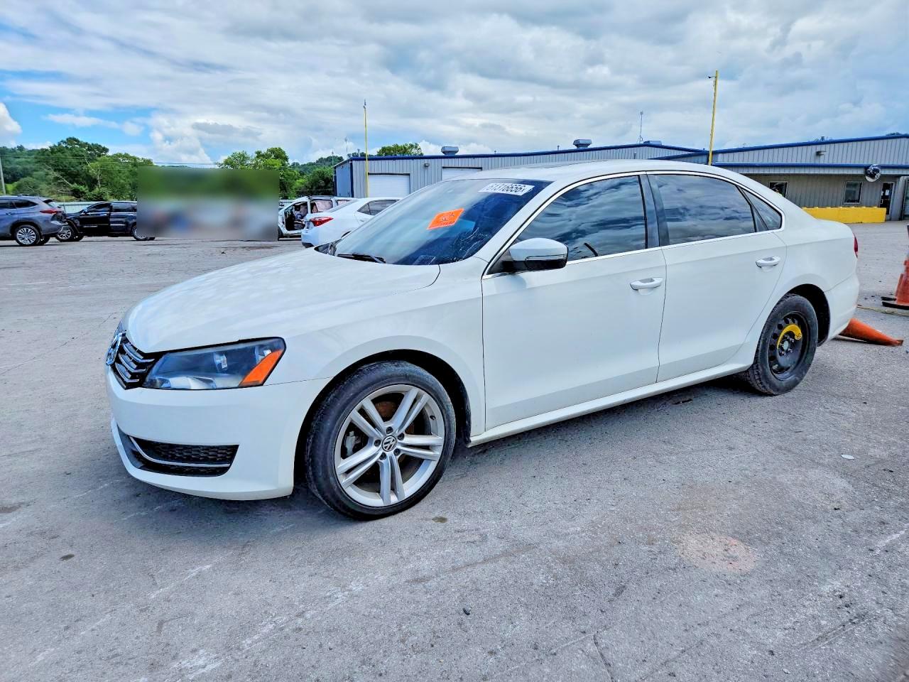 2014 VOLKSWAGEN PASSAT