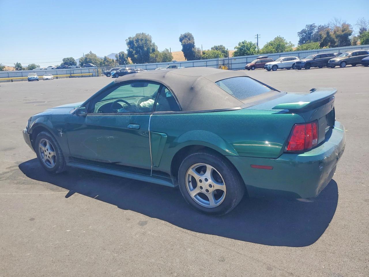 2002 FORD MUSTANG