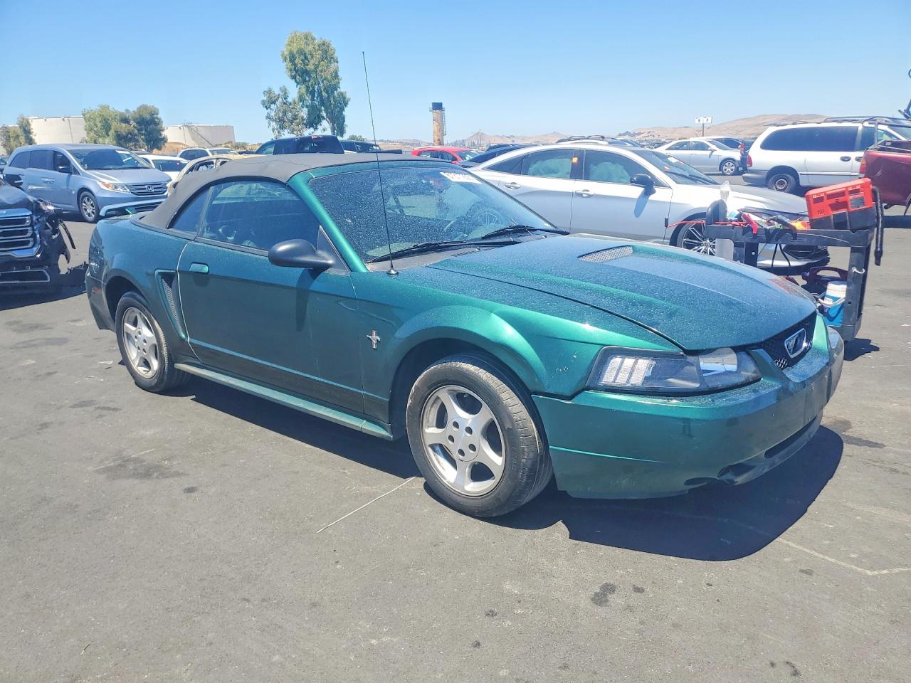 2002 FORD MUSTANG