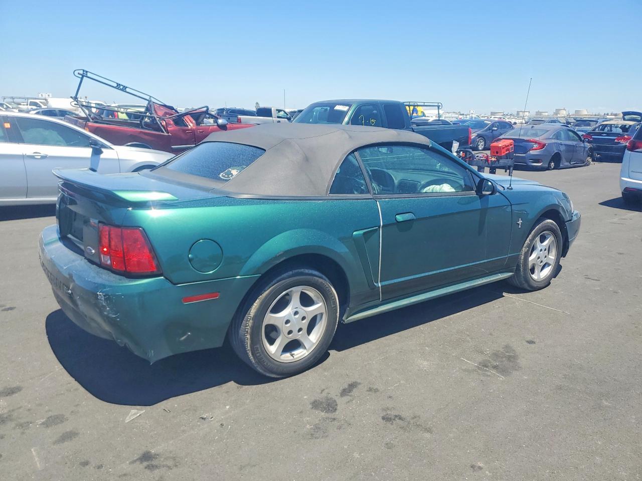 2002 FORD MUSTANG