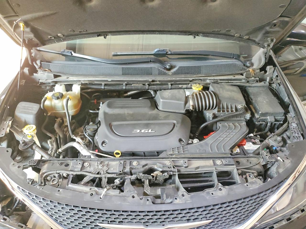 2017 CHRYSLER PACIFICA