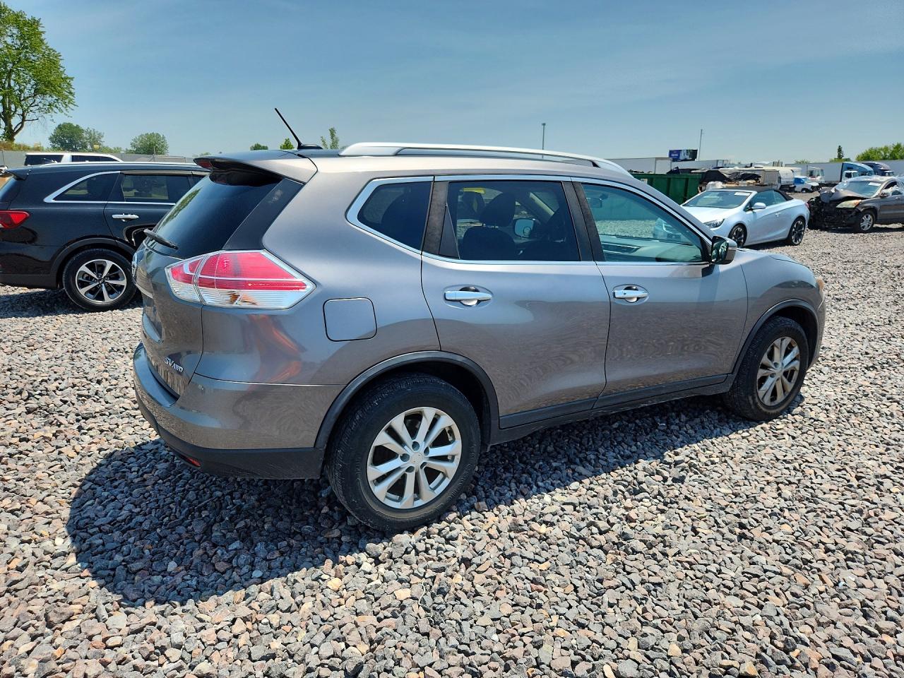 2016 NISSAN ROGUE
