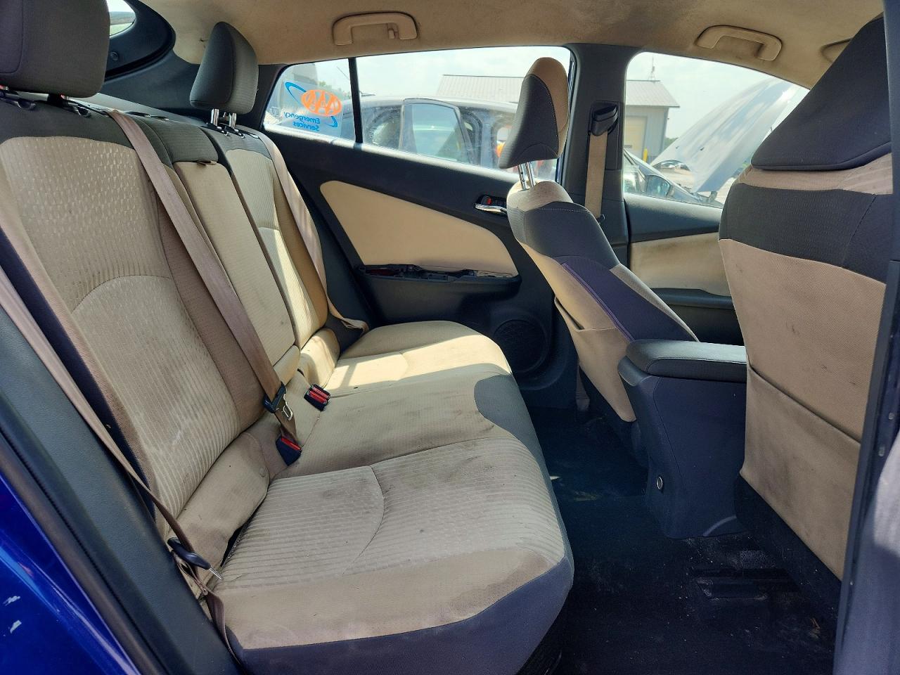 2016 TOYOTA PRIUS