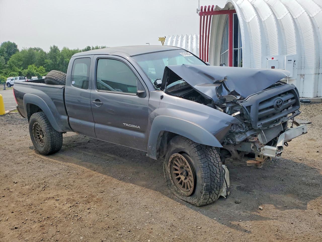2010 TOYOTA TACOMA