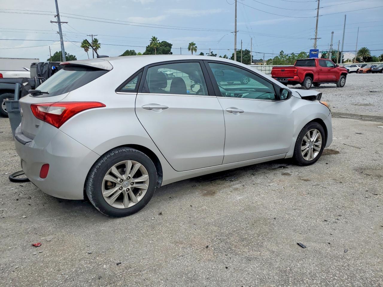 2014 HYUNDAI ELANTRA