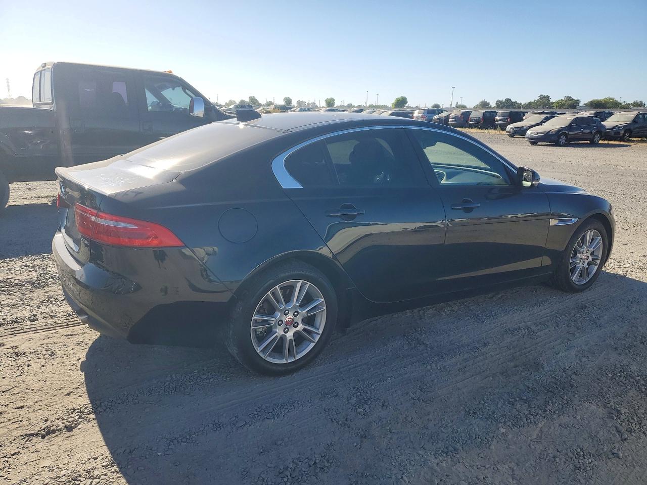 2017 JAGUAR XE