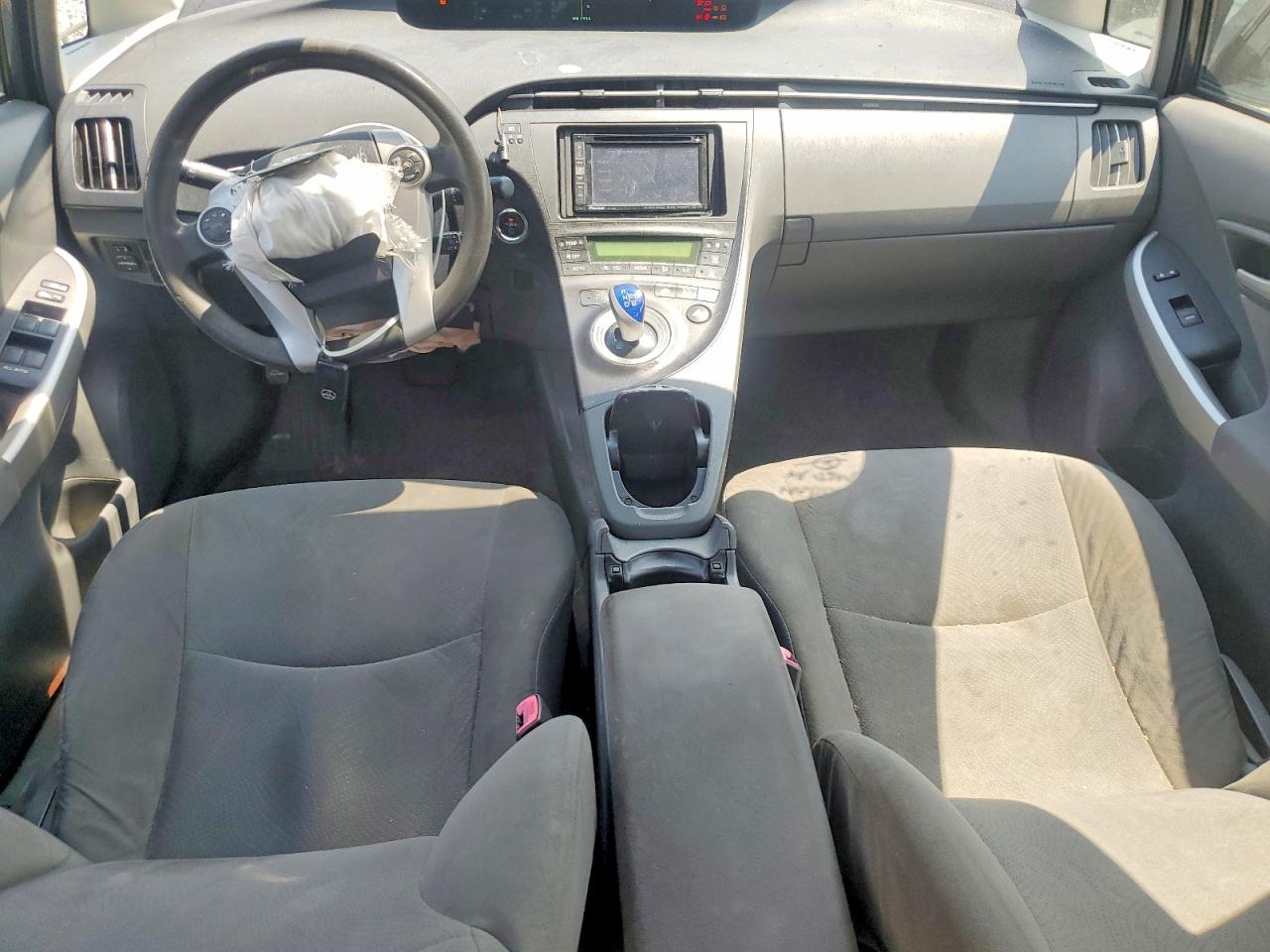 2011 TOYOTA PRIUS