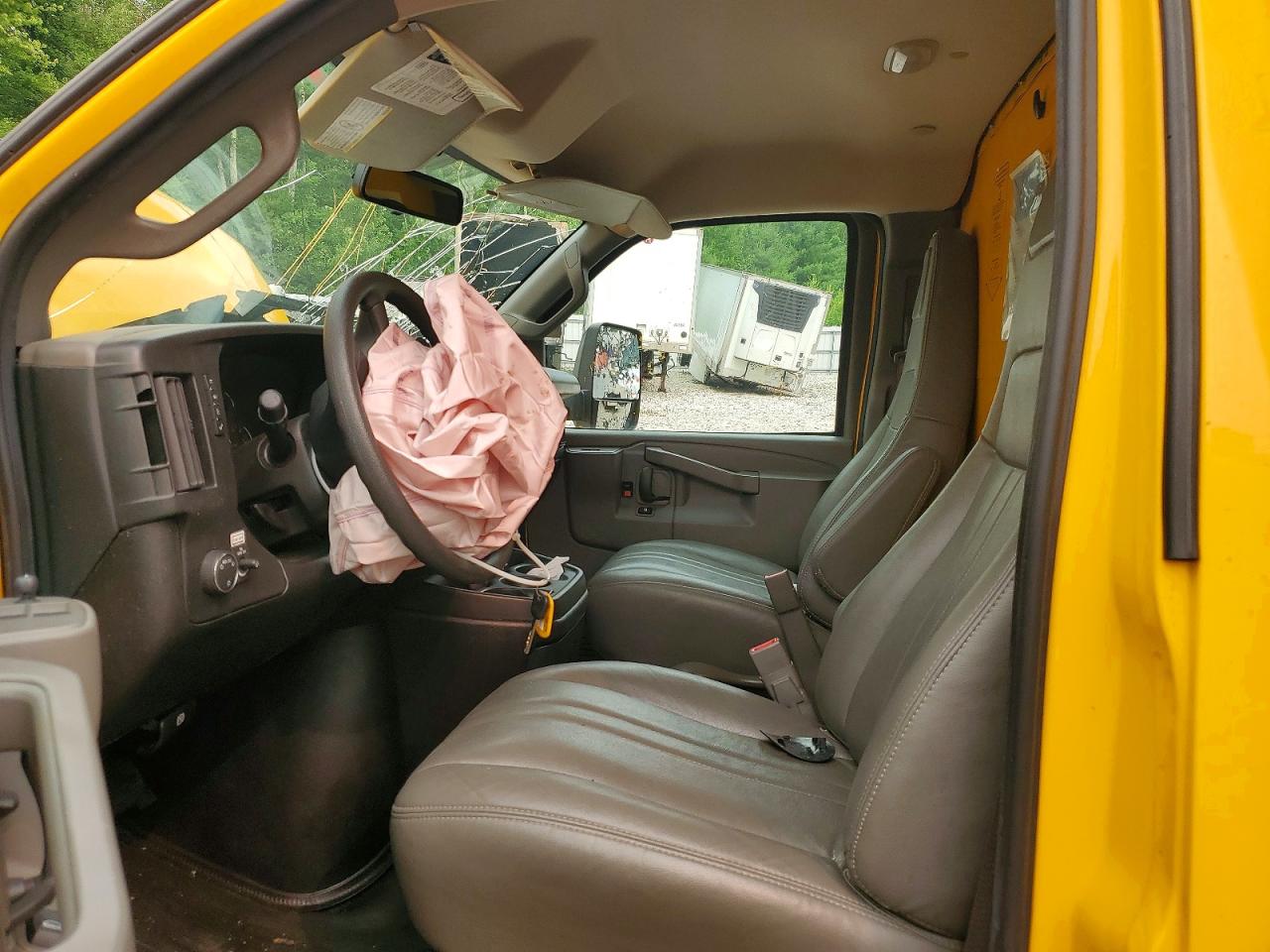2023 GMC SAVANA
