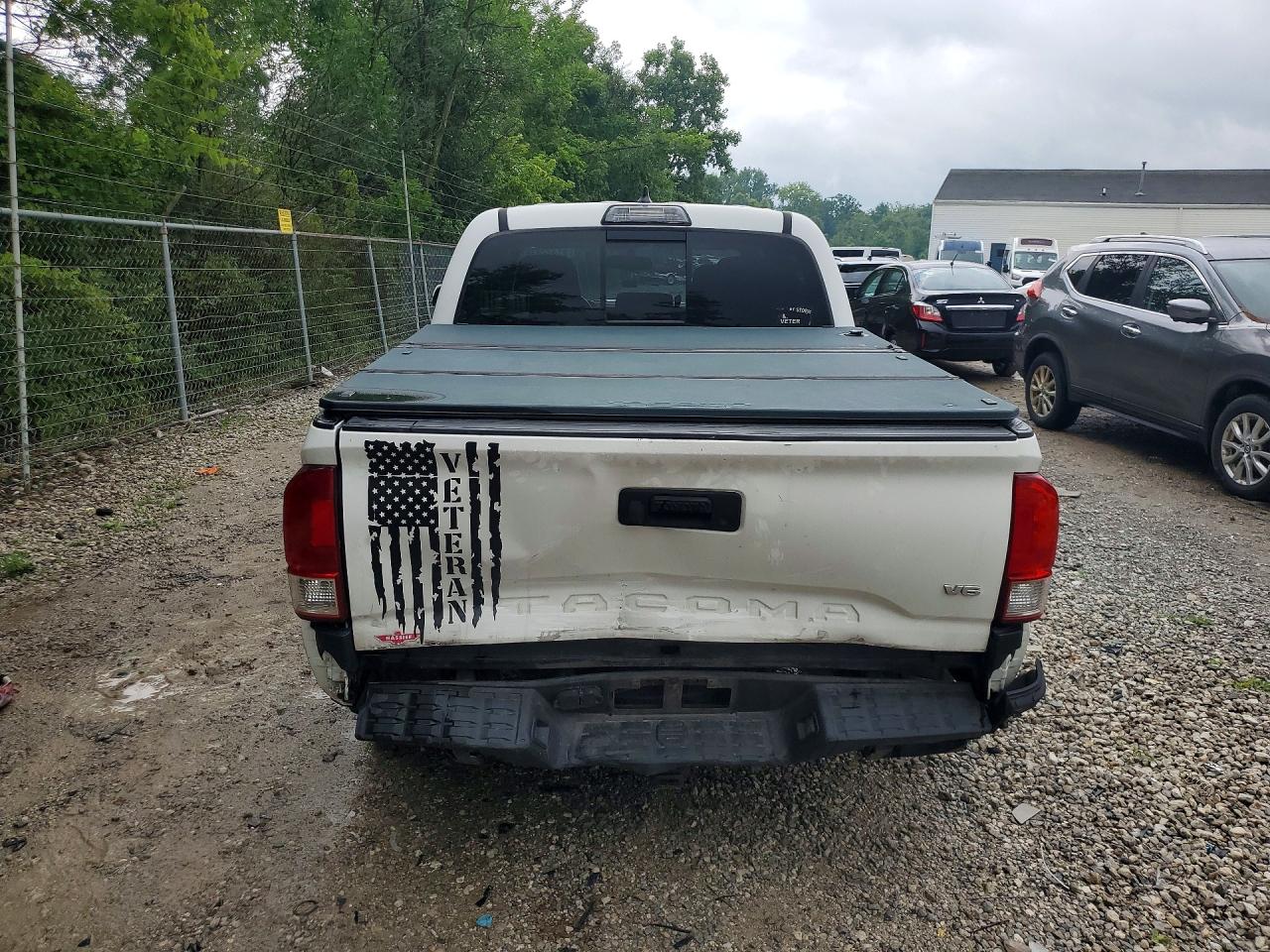 2017 TOYOTA TACOMA