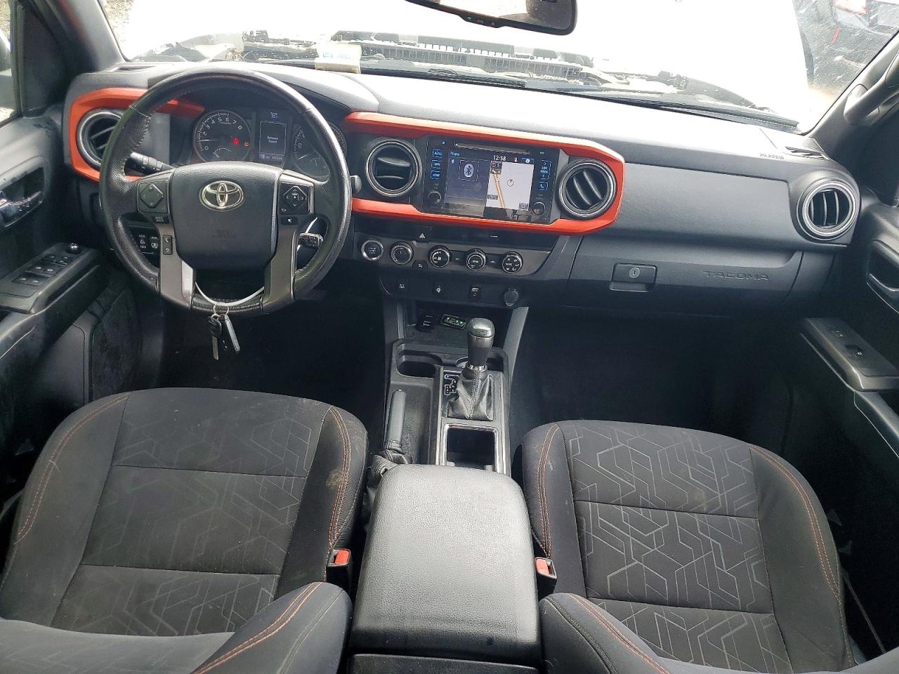 2017 TOYOTA TACOMA