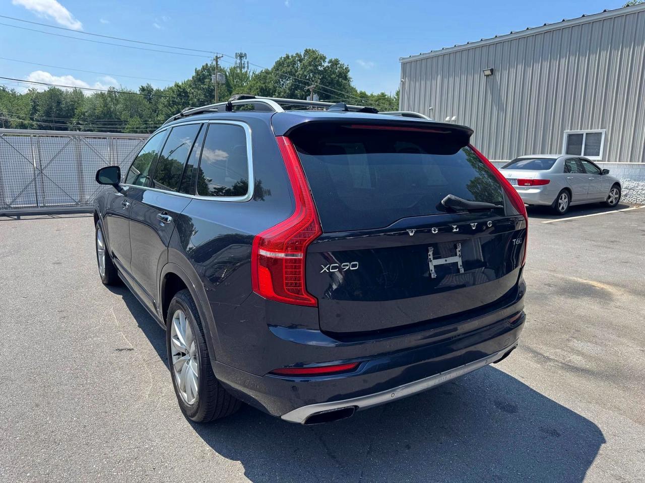 2016 VOLVO XC90