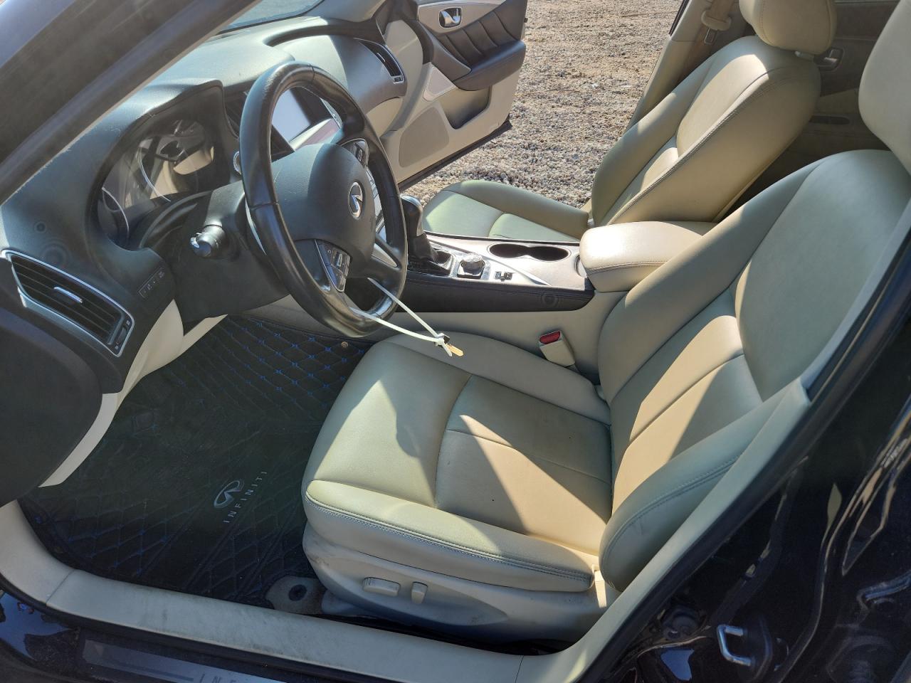 2017 INFINITI Q50