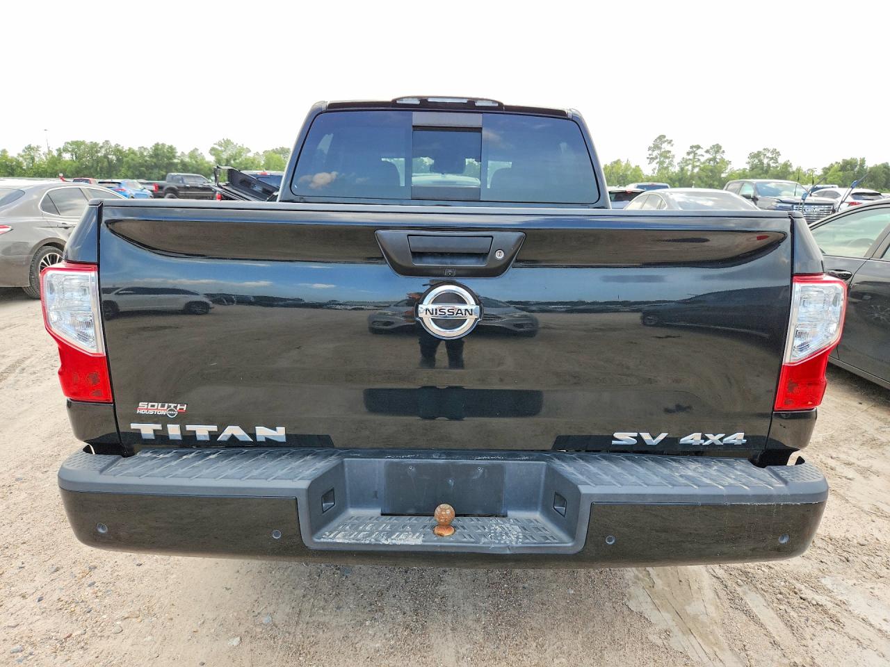 2021 NISSAN TITAN