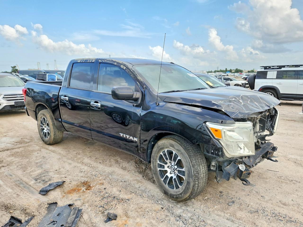 2021 NISSAN TITAN