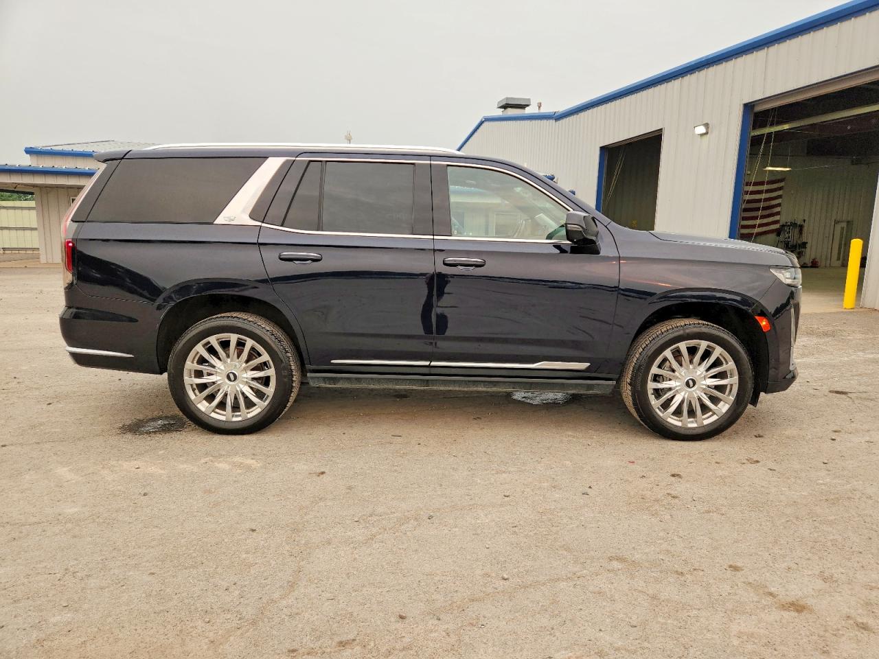 2022 CADILLAC ESCALADE