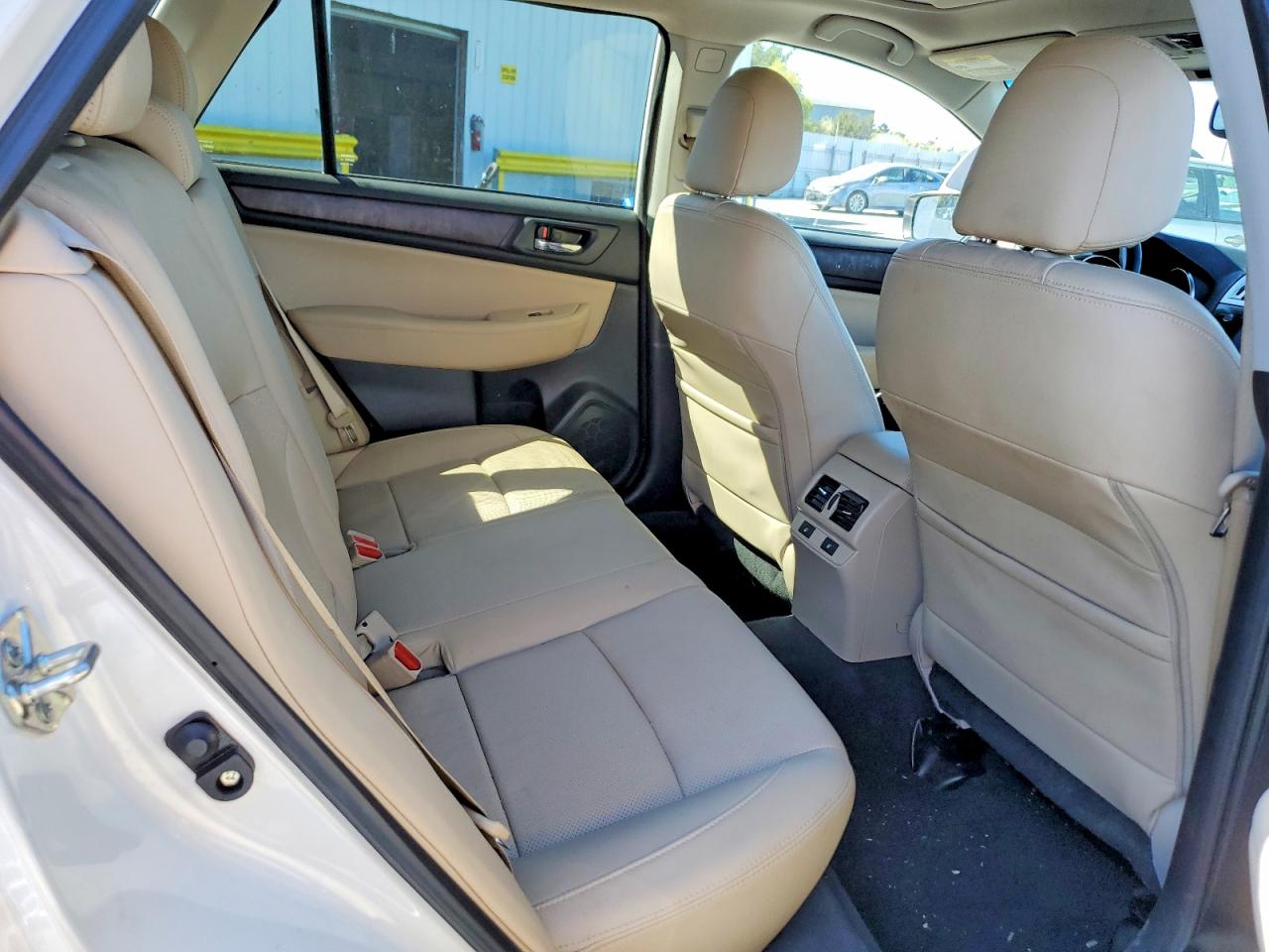 2016 SUBARU OUTBACK